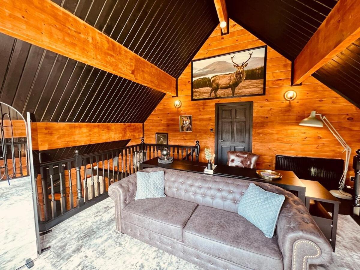 尼斯湖山林小屋 因弗内斯 外观 照片